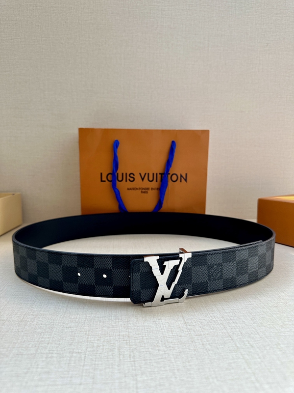 激安ルイヴィトンベルト正面デザイン